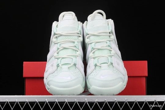 UPTEMPO MORE AIR “BARELY GREEN” 917593-300 NIKE 0923